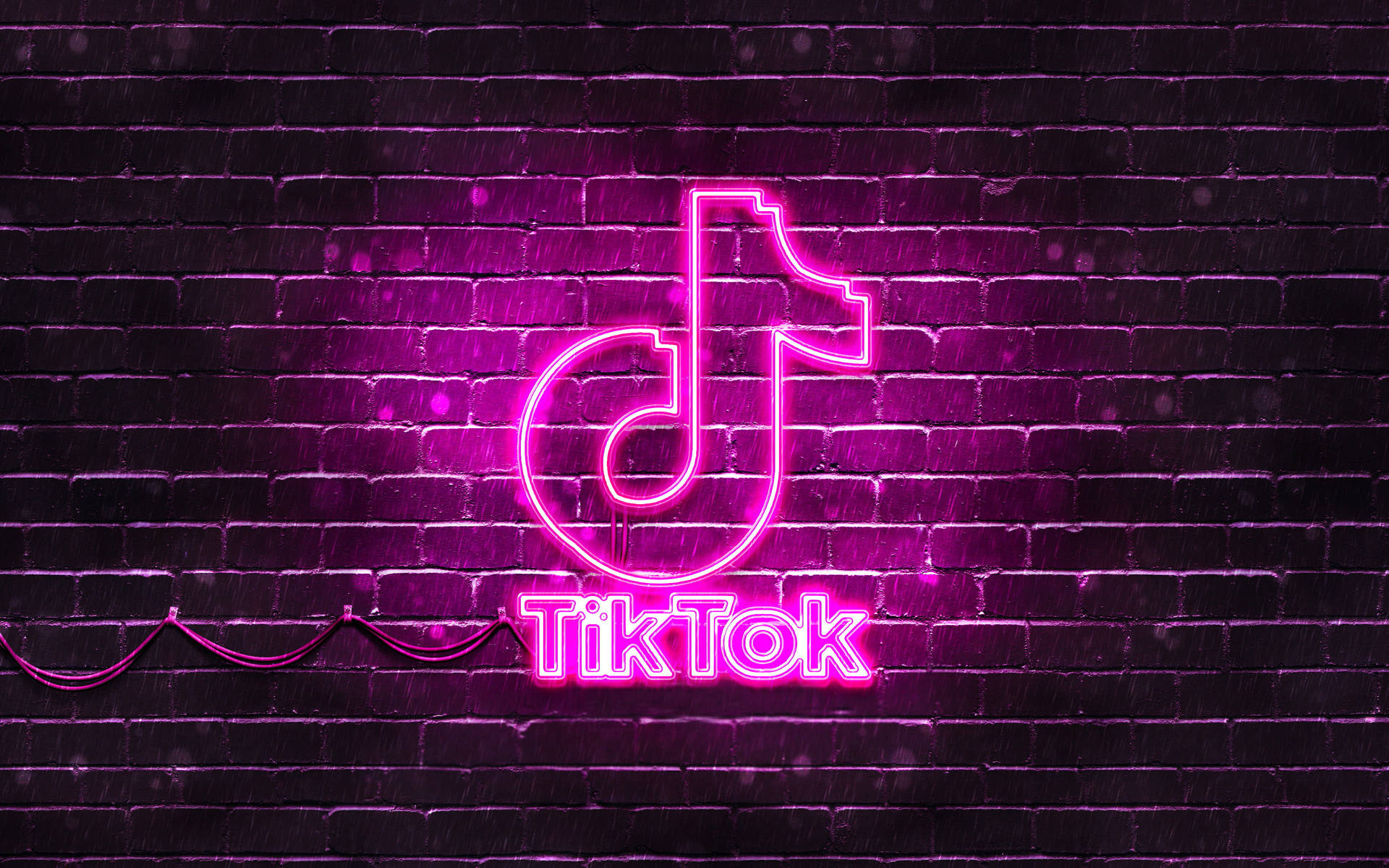 TikTok: Hannah’s Duetting Journey
